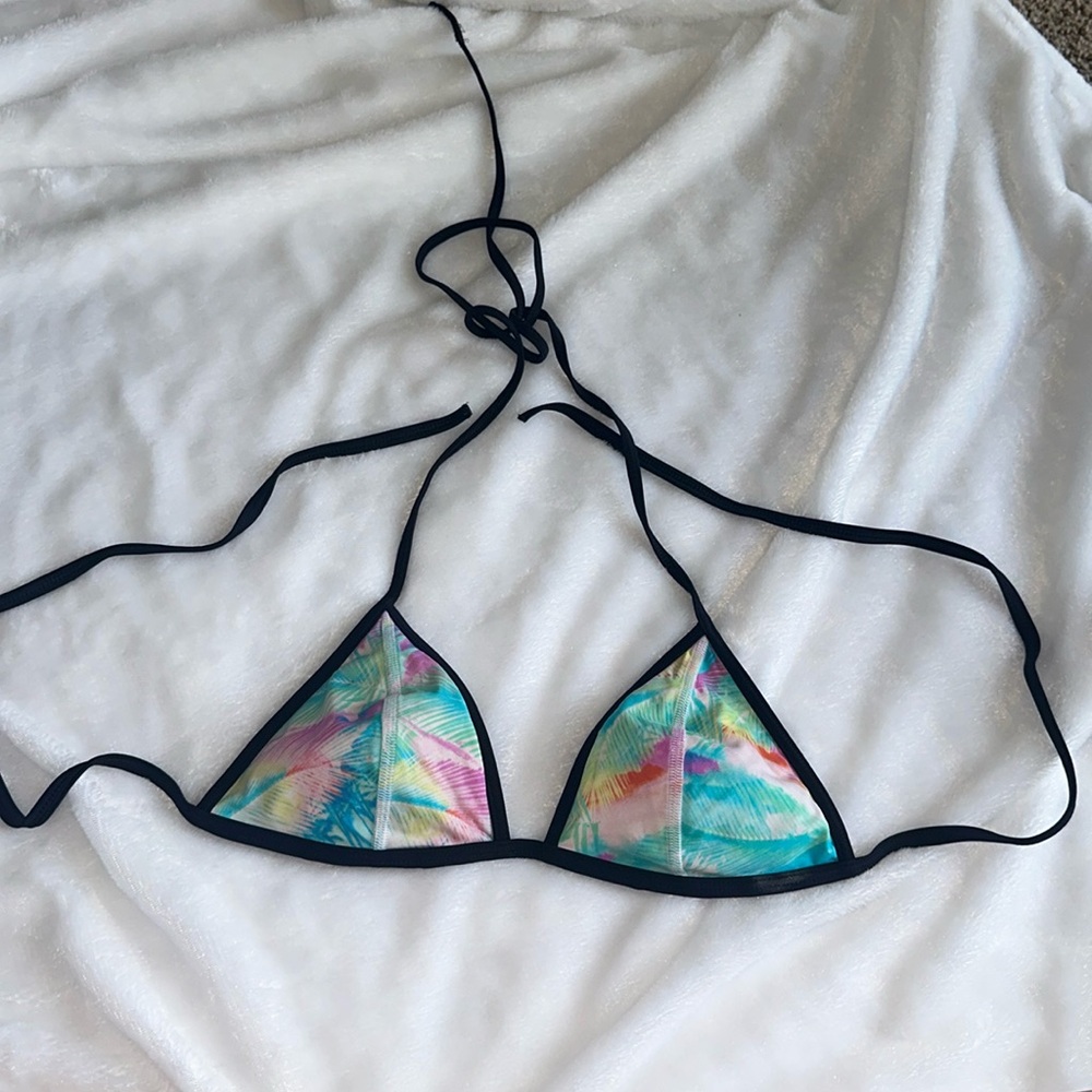 Medium Victoria secret bikini top
